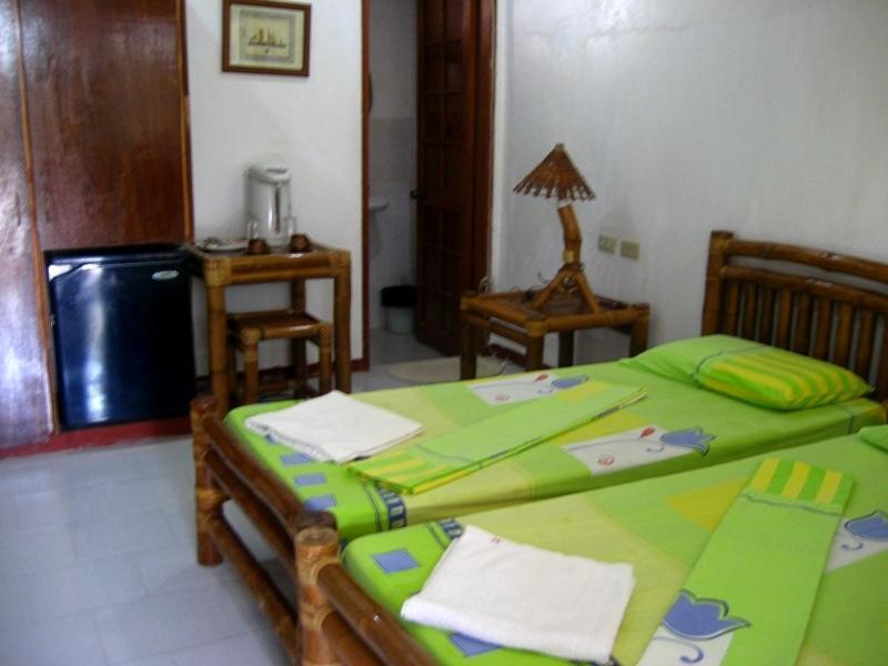 Marina Village Beach Resort Moalboal Extérieur photo
